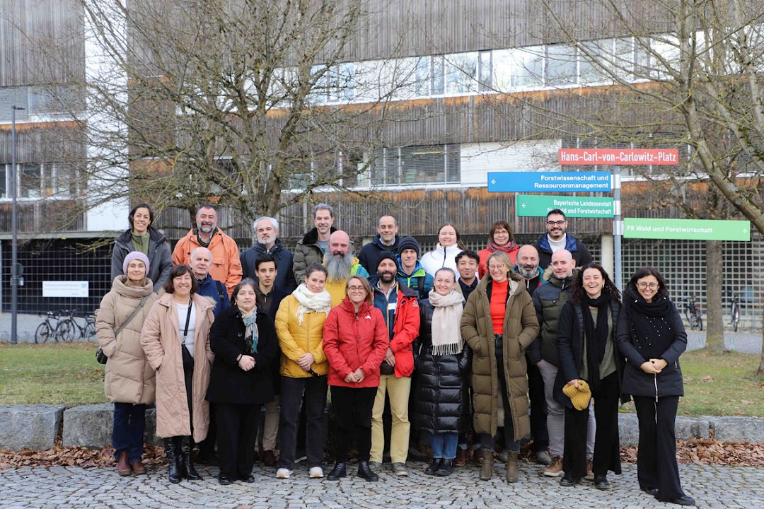 Srečanje projektnih partnerjev (FOREST4EU) v Freisingu: Skupaj za trajnostno gozdarstvo in inovacije