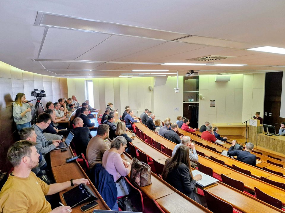 Zaključni posvet ciljno–raziskovalnega projekta »Enoten sistem spremljanja cen gozdnih lesnih sortimentov«